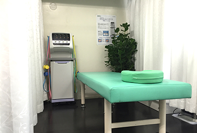 ���N�[�i�����@�@�d�C����